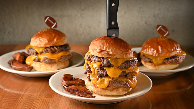 GORI-GORI BURGER TAPROOM Reservation - Roppongi/Hamburger | Tabelog