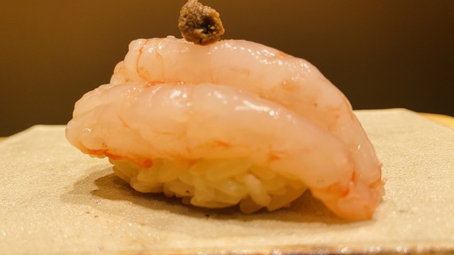 Kievda M/F jinsiy aloqa pozitsiyalari va dildodan foydalanish