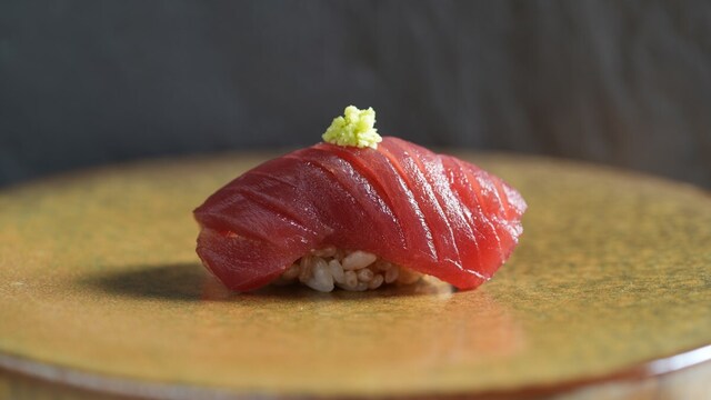 鮨あまと (鮨天翔®/SUSHI AMATO)>