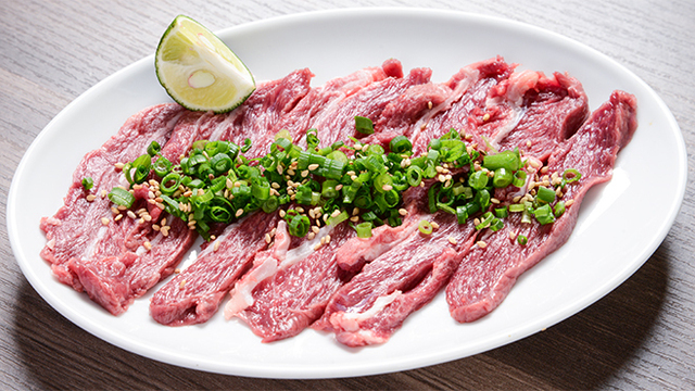 ヤキニク キナシのご予約 - 心斎橋/焼肉 | 食べログ