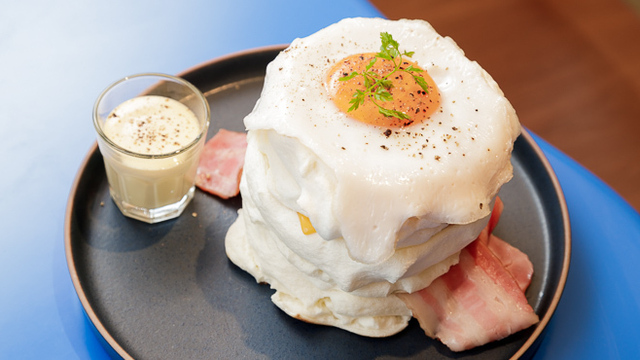 おでかけカフェ 4 お店でのんびりしたり、持ち帰ってコーヒー片手にお出かけしたり