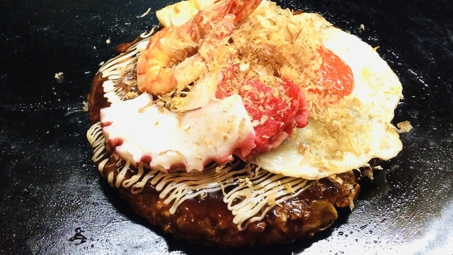 田中ページ 2023 Toyota Land Cruiser ZX 4wd Kms: 21,000 CC: 3500 Trans: FAT