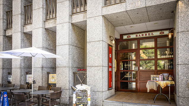 ベルジアンブラッスリーコート バレル （Belgian Brasserie Court