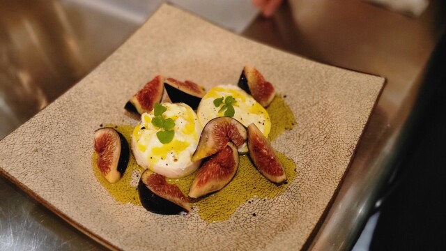 MAHARAJA NIGHT (麻布十番 MIX) / LOU GRANT LOU GRANT「MAHARAJA NIGHT」の楽曲（シングル）・歌詞ページ