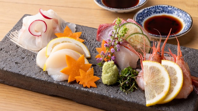 江の島どん★1 Nihonbashi Kaisen-don Tsujihan Muromachi Ten - Mitsukoshimae