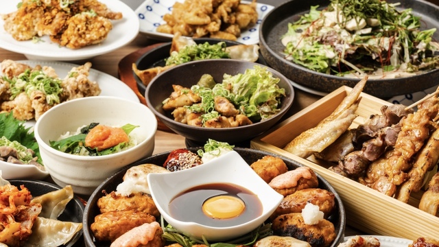 個室 焼き鳥×出汁餃子×鶏料理 食べ飲み放題 鶏のとりこ 京都河原町店の