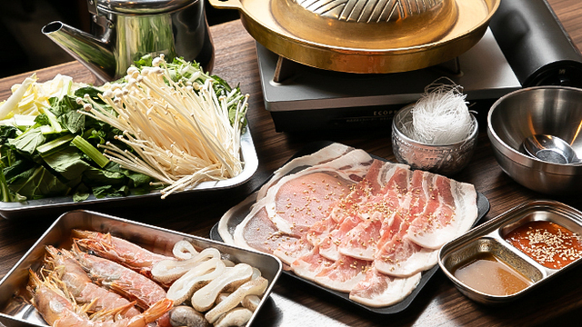 Mugata Senmon Ten Sawadee Reservation - Hosui Susukino/Thai | Tabelog