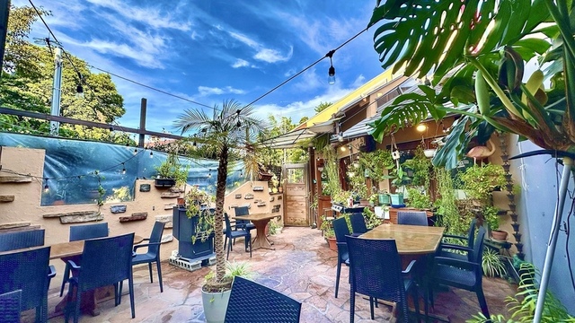 ケニーズハウスカフェ 伊豆高原本店>