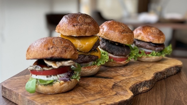 なぎさのハンバーガーのご予約 - 和田塚/ハンバーガー | 食べログ