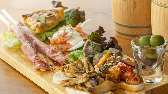 Bartender's cafe Vigorous （バーテンダーズカフェヴィゴラス）のご