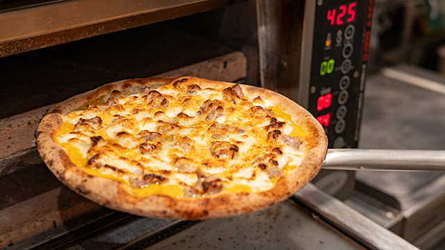 CRAZY PIZZA TORANOMON （クレイジー ピザ）のご予約 - 虎ノ門ヒルズ