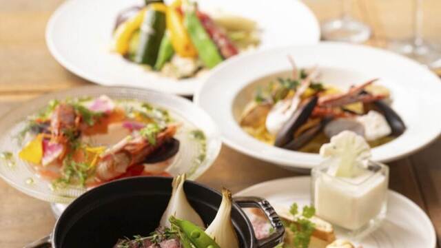 MEAT&WINE WINEHALL GLAMOUR 新橋 (ワインホールグラマー)のご予約 MEAT&WINE WINEHALL GLAMOUR 新橋 (ワインホールグラマー)のご予約