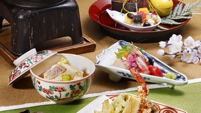 京懐石 美濃吉 横浜ランドマークプラザ店 （きょうかいせき・みのきち