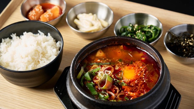 ウォンシャチキンプレミアム 名古屋PARCO店のご予約 - 矢場町/韓国料理