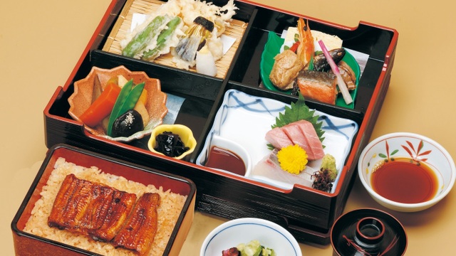 鰻割烹 伊豆栄 梅川亭 うなぎかっぽう いずえい うめがわてい 京成上野 うなぎ 食べログ
