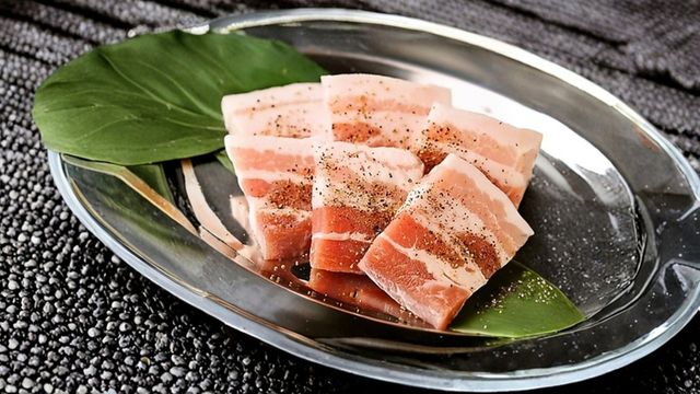 焼肉 タンとハラミ。 梅田店 （【旧店名】焼肉×韓国鍋 サラン）のご