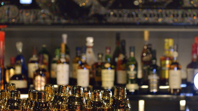 42bar フォーティートゥーバー すすきの 市営 バー 食べログ