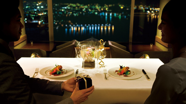 シリウス Skylounge Sirius みなとみらい 洋食 欧風料理 その他 ネット予約可 食べログ