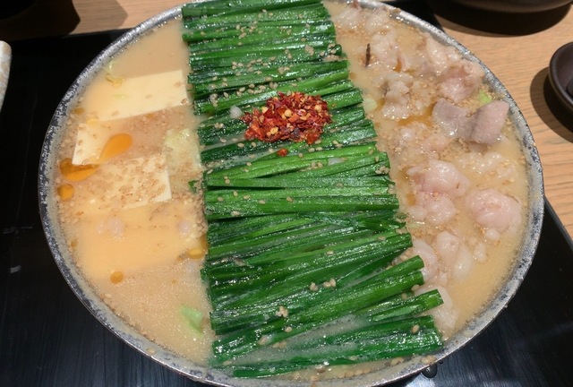 岡山県でもつ鍋を堪能！個室や食べ放題店もエリア別に29選 [食べログ 