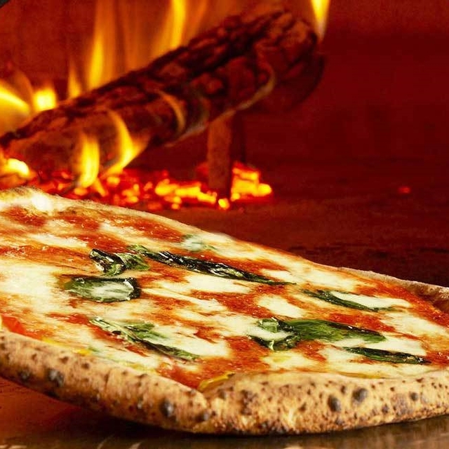Pizza Salvatore Cuomo 浦安 ピッツァ サルヴァトーレ クオモ 浦安 ピザ ネット予約可 食べログ