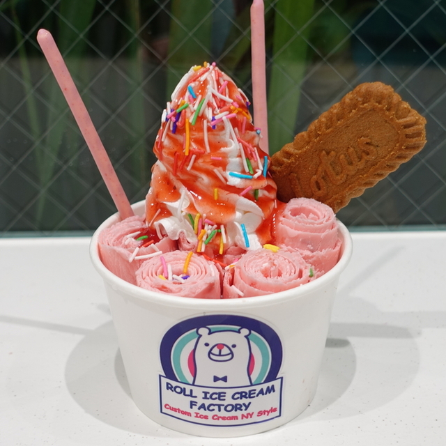 ロール アイスクリーム ファクトリー 原宿表参道本店 Roll Ice Cream Factory 明治神宮前 アイスクリーム 食べログ