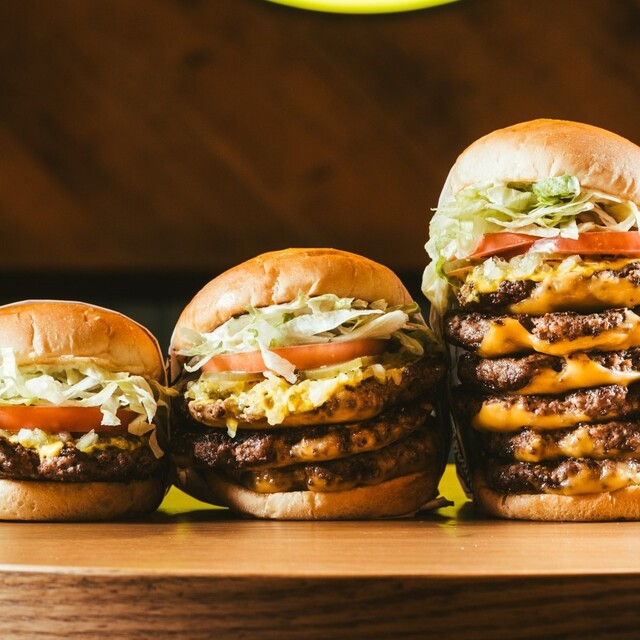 ファットバーガー Fatburger 渋谷 ハンバーガー 食べログ