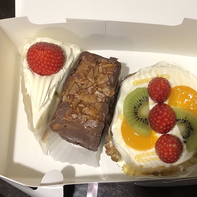 エリー洋菓子店 大和 ケーキ 食べログ エリー洋菓子店 大和 ケーキ 食べログ