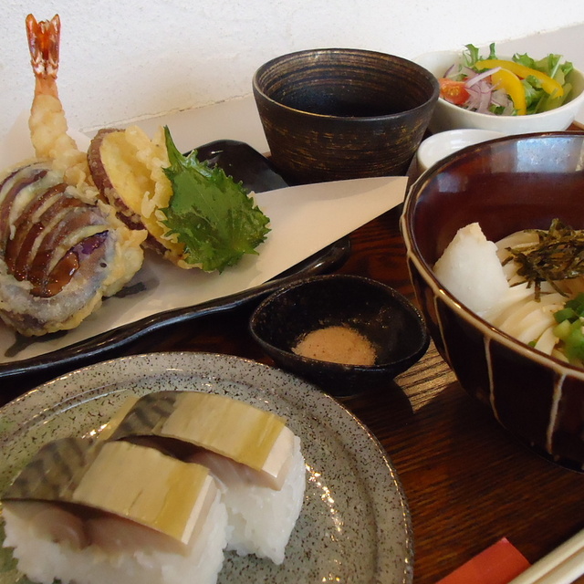 むらかみうどん - 中標津町その他(うどん)の写真(食べログが提供するog:image)