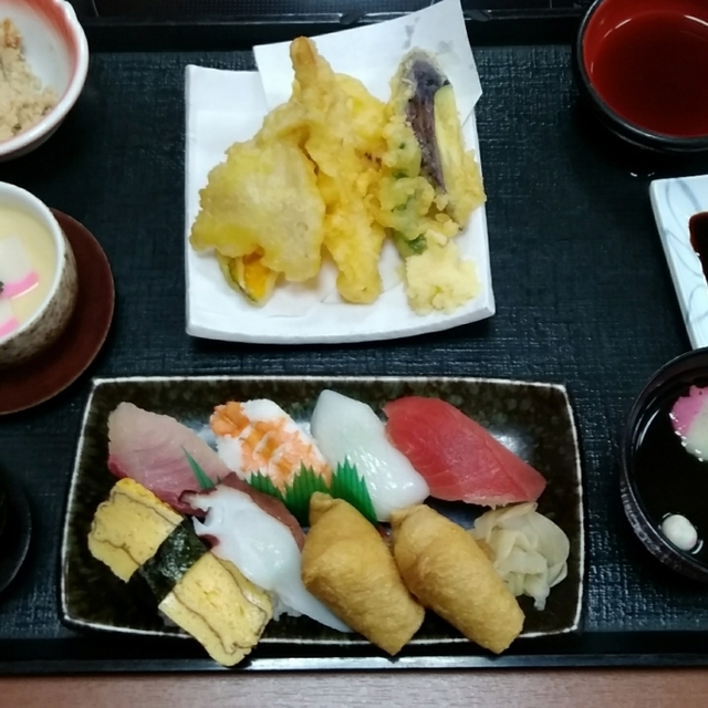 さんぞくや 黒崎店 （【旧店名】山賊鍋） 黒崎/レストラン（その他） [食べログ]