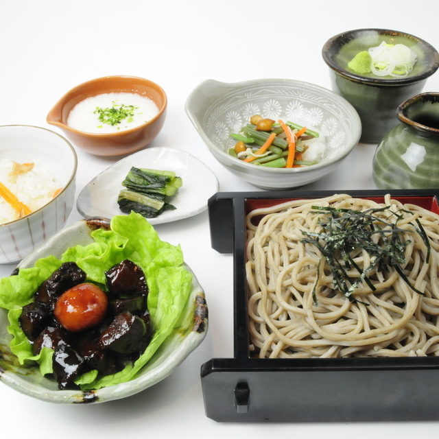 そば・ほうとう・郷土料理 信玄 - 甲府（郷土料理（その他））の写真（食べログが提供するog:image）