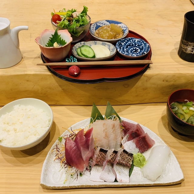 葉山無垢(ハヤマムク) - 安針塚(魚介料理・海鮮料理)の写真(食べログが提供するog:image)