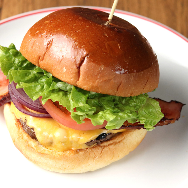 ヴィレッジヴァンガードダイナー イオンモール幕張新都心店 海浜幕張 ハンバーガー 食べログ