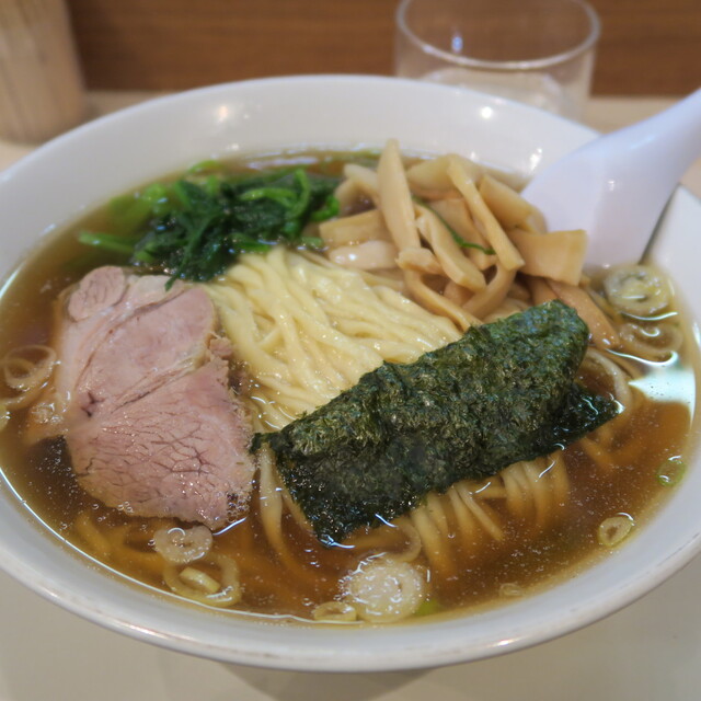 らぁめん ほりうち 新宿本店 - 新宿西口（ラーメン）の写真（食べログが提供するog:image）