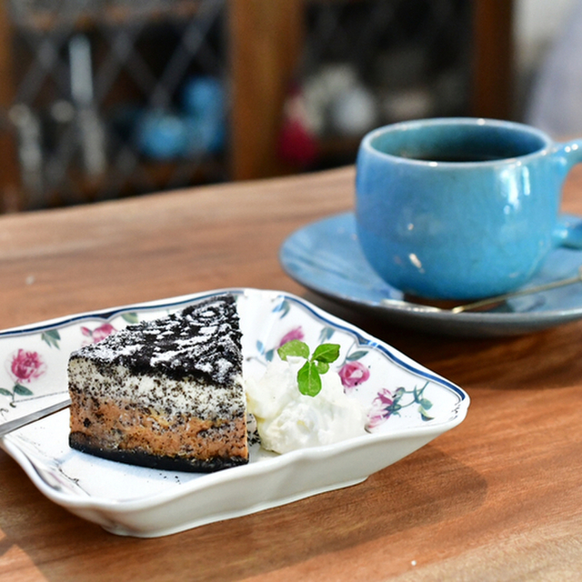 esola AOYAMA - 外苑前(ケーキ)の写真(食べログが提供するog:image)