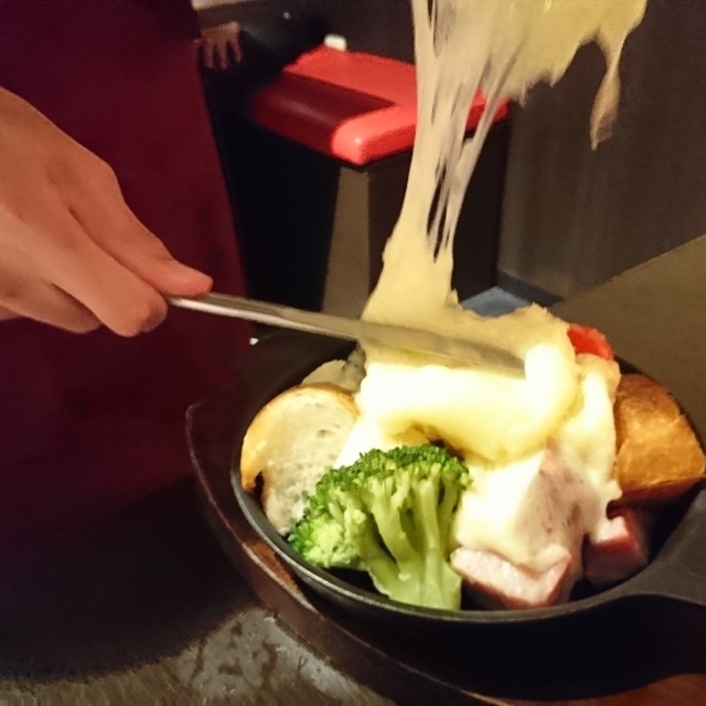料理メニュー 閉店 燻製 チーズdining Mocmoc モクモク 綾瀬 イタリアン 食べログ