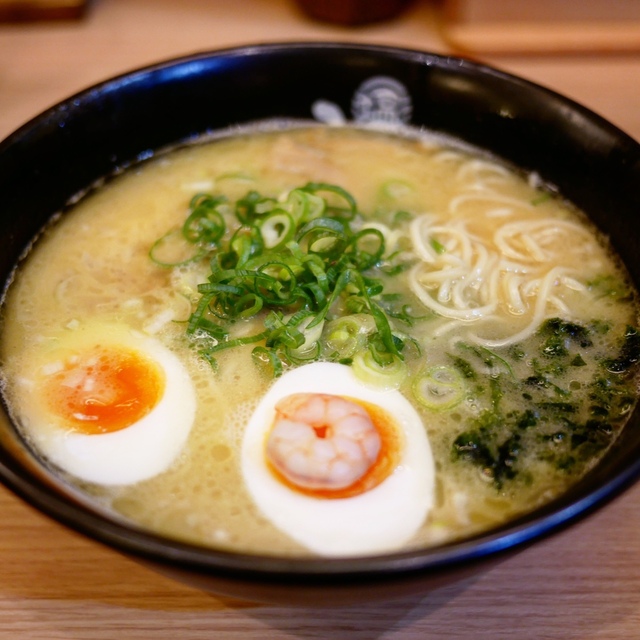 ひるがお 東京駅店 - 東京（ラーメン）の写真（食べログが提供するog:image）