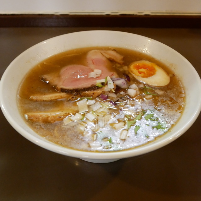 鶏こく中華 すず喜（トリコクチュウカ スズキ） - 三鷹（ラーメン）の写真（食べログが提供するog:image）