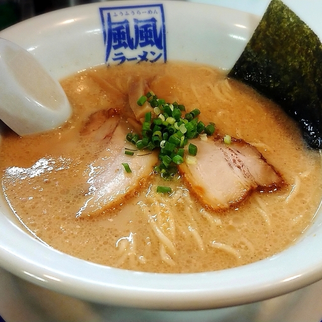風風ラーメン 千歳烏山店 - 千歳烏山(ラーメン)の写真(食べログが提供するog:image)