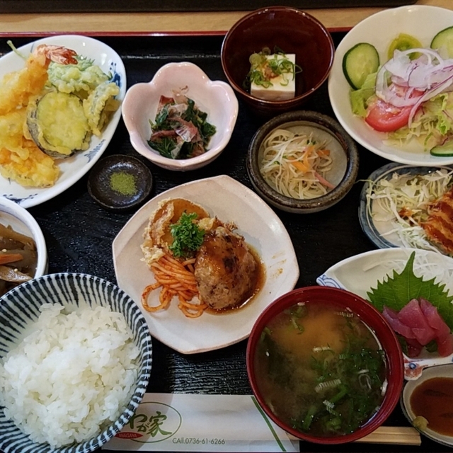 わが家 - 紀伊小倉(定食・食堂)の写真(食べログが提供するog:image)