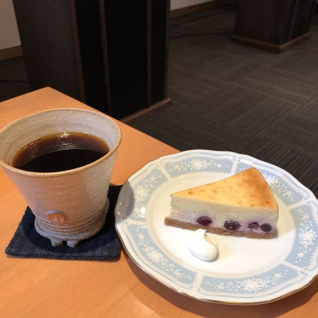 遠音 米子 カフェ 食べログ