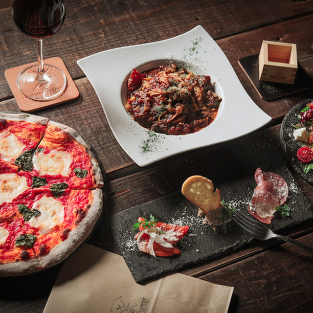 THE HIDEAWAY FACTORY（ザ ハイドアウェイ ファクトリー） - 草津（カフェ）の写真（食べログが提供するog:image）
