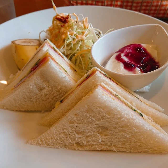 Wan S Cafe ワンズカフェ 小田井 カフェ 食べログ