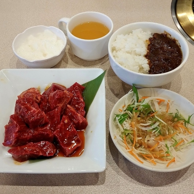 じゅうじゅうカルビ 八戸の里駅前店 八戸ノ里 焼肉 食べログ