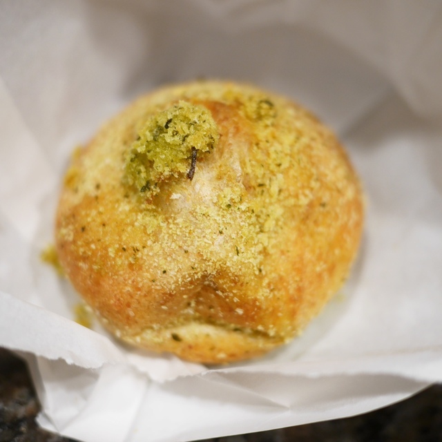 トリュフベーカリー 三軒茶屋（Truffle BAKERY） - 三軒茶屋（パン）の写真（食べログが提供するog:image）