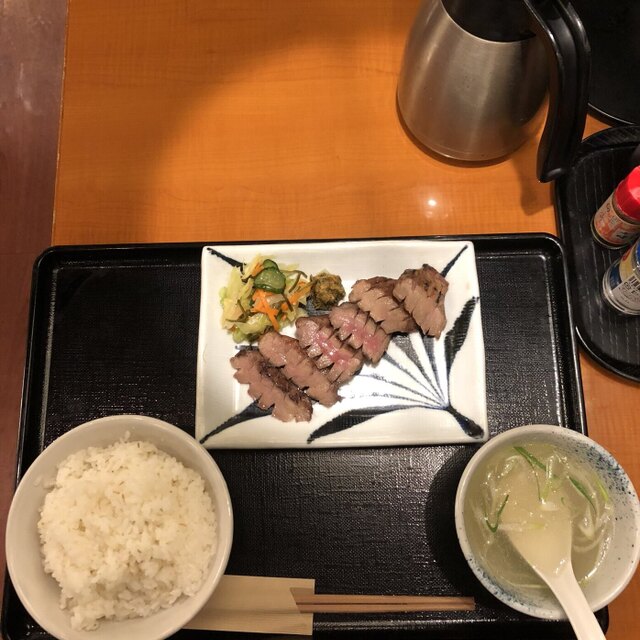 仙台 辺見 三宮店 せんだいへんみ 三宮 神戸市営 牛タン 食べログ