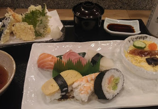 やまに寿司 千本店 二条 寿司 食べログ やまに寿司 千本店 二条 寿司 食べログ