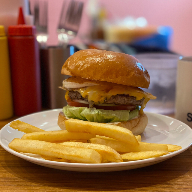 BURGER&MILKSHAKE CRANE (末広町/ハンバーガー)