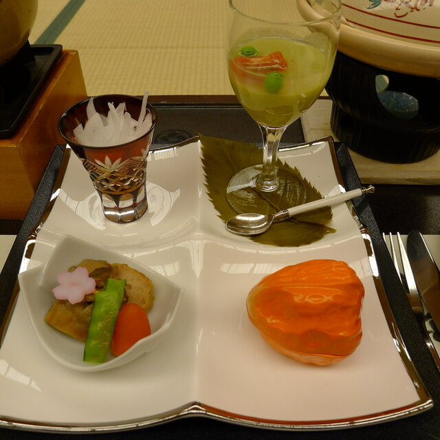 閉店 ホテル 九重 ここのえ 寸座 旅館 食べログ