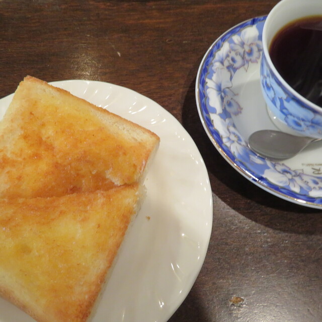 茶房 白い花 京都市役所前 カフェ 食べログ