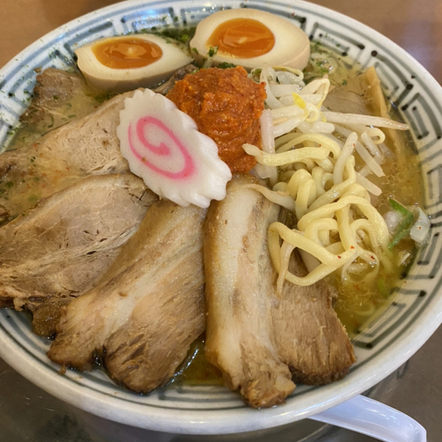 ちゃーしゅうや武蔵 イオンモール日の出店（新潟からし味噌らーめん） - 武蔵引田（ラーメン）の写真（食べログが提供するog:image）